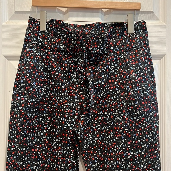 ZARA BASiC Floral Paperbag Belted Ankle Pants - Picture 9 of 10